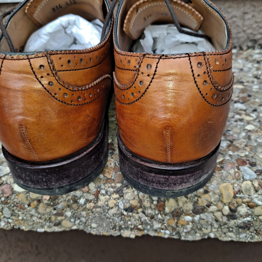 Charles Tyrwhitt Shoes, size 9. Brown in color. - Picture 2 of 14